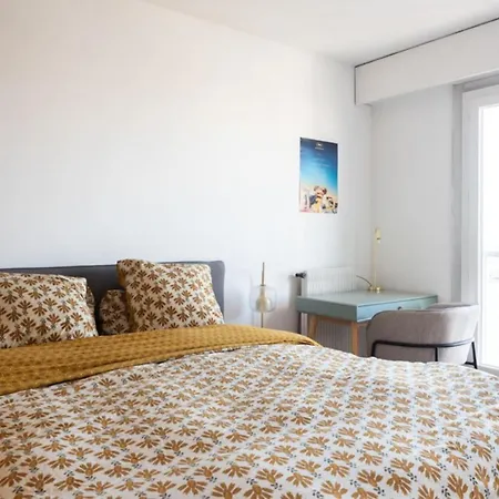 Apartment Parisian Apt With Balcony And View On Montmartre